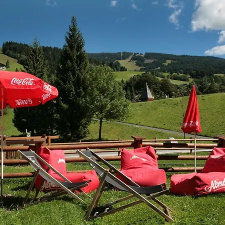Intown Schmiede Apartman Saalbach Hinterglemm