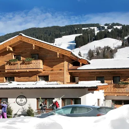 Intown Schmiede Apartman